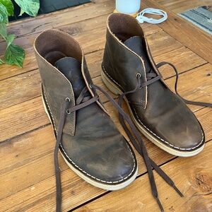 Clarks Desert Boots - Brown - US 9